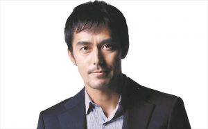 阿部寛の公式ホームページの運営会社はどこ？ダサい理由は更新がファン？